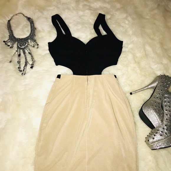 Dress - Picture 2 of 2